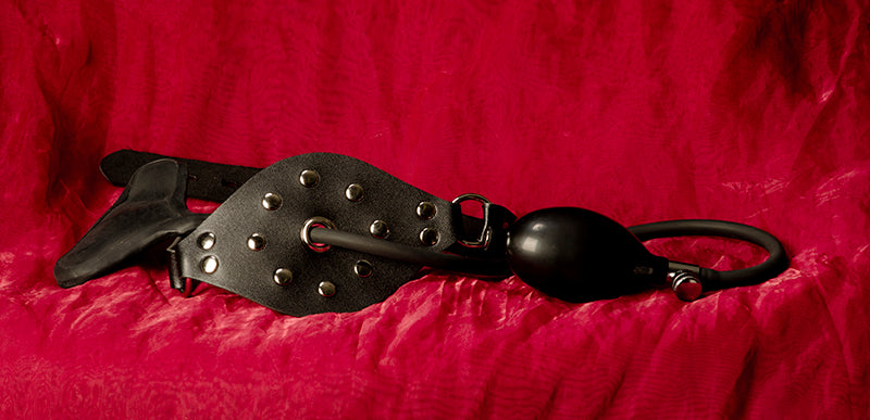 Inflatable gag
