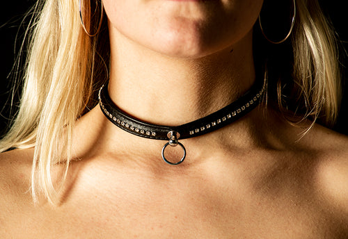 Black Collar with White Crystals 40 cm