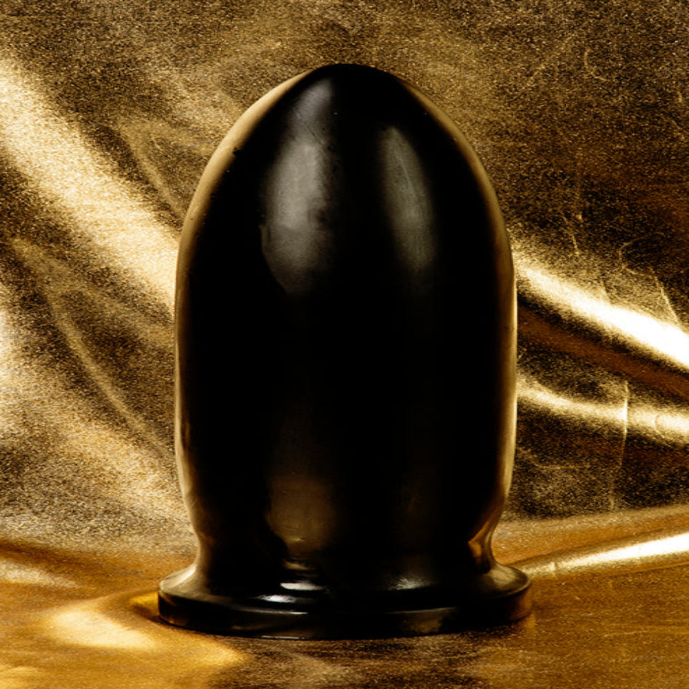 9” King Sized Anal Bomber – extra stor slät anal sexleksak med tung känsla hos  Chambers of Love