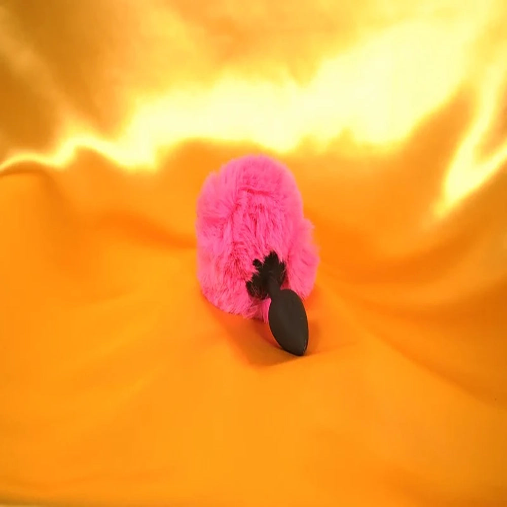 Analplugg Kaninsvans Cerise från Chambers of Love