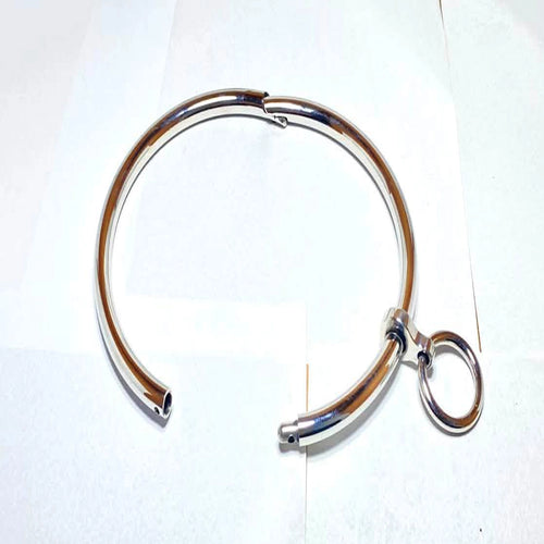 BDSM Stålhalsband 8 mm Slider i rostfritt stål med lössläde och O-ring öppet, Spegel finish — Chambers of Love