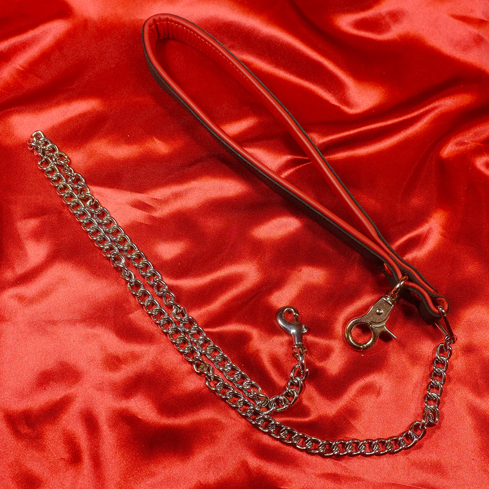 BDSM läderkoppel med kedja röd – rött läderhandtag med metallkedja från Chambers of Love