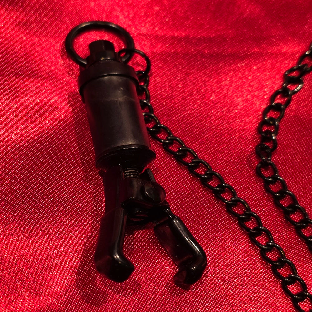 Svarta BDSM Bröstvårtsklämmor med Kedja