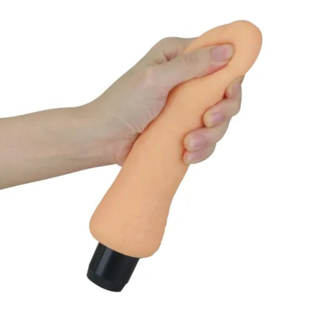 Realistisk vibrator Xtreme Feel 20 cm mjuk böjbar TPR i hand hos Chambers of Love