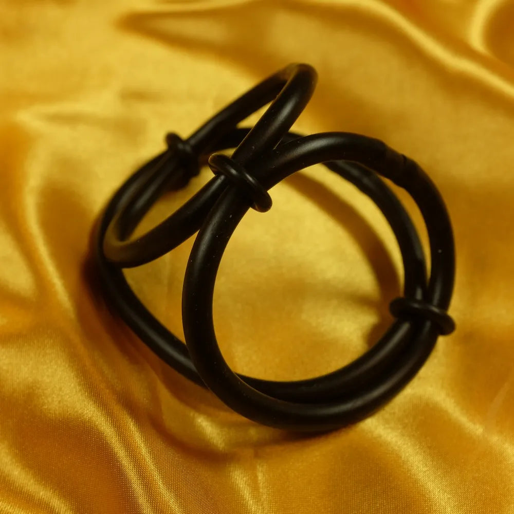 Trippel penis- och pungring - Helix från Chambers of Love i svart silikon med tre separata ringar