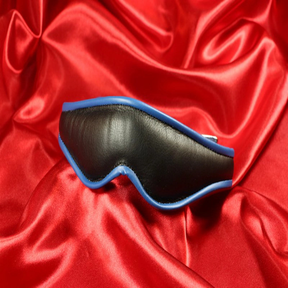 Vadderad Ögonbindel, Läder