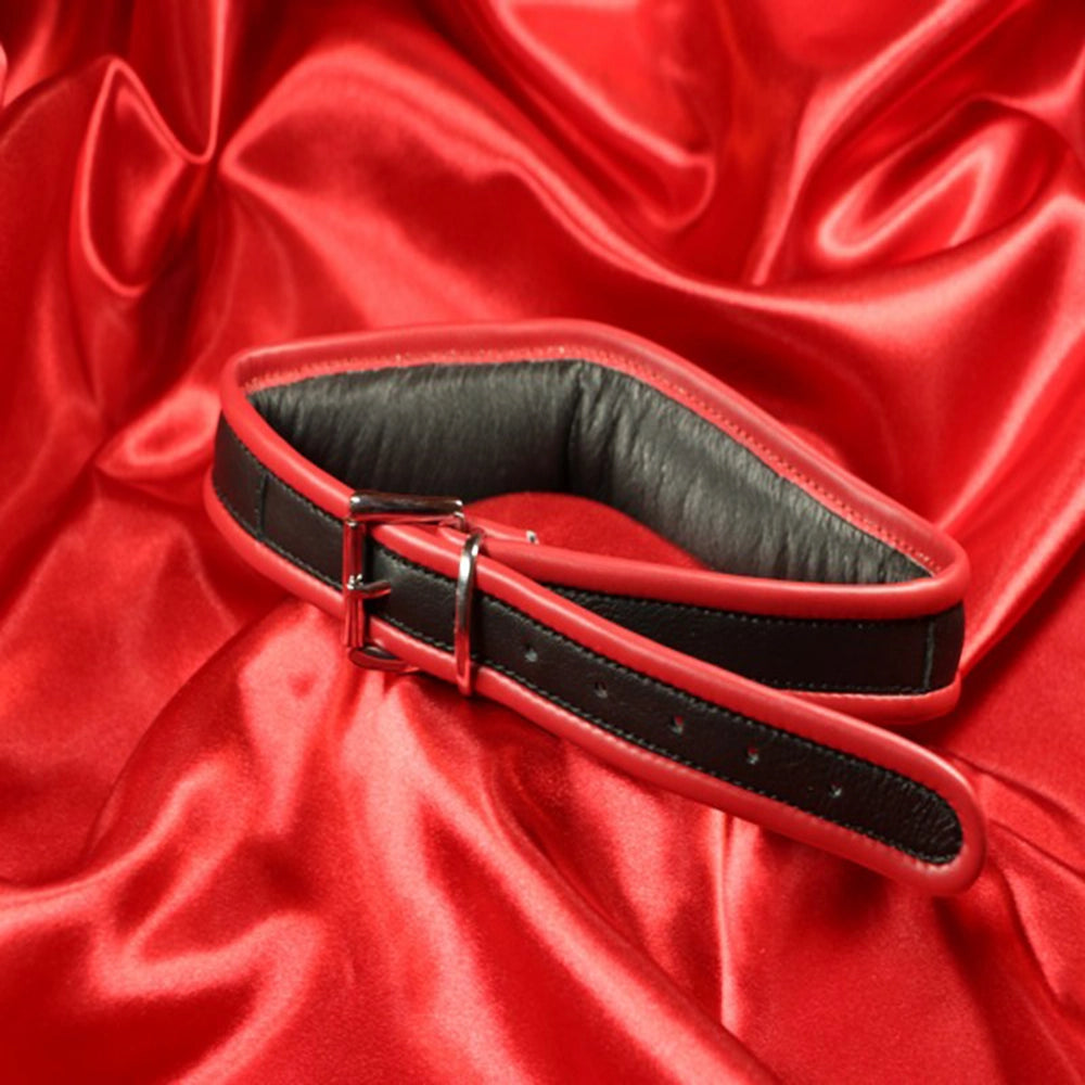 Vadderad Ögonbindel, Läder